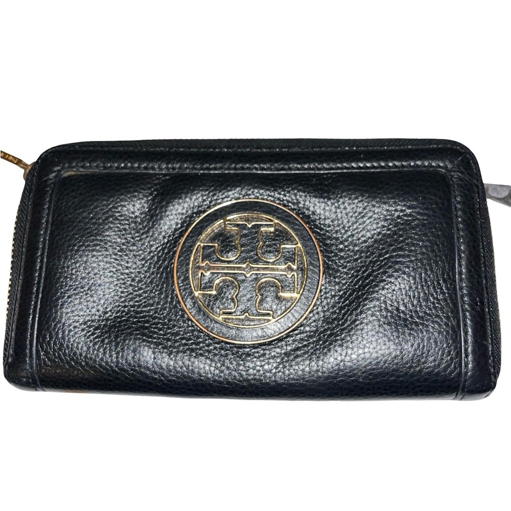 Tory Burch Amanda Continental Zip Pebbled Leather Wallet
